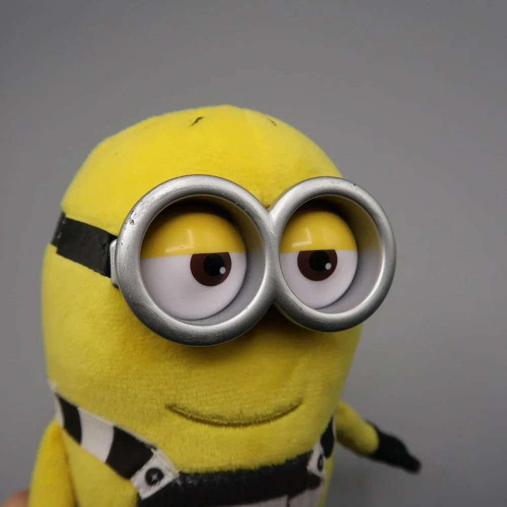 TY Despicable Me Minion Tom 7